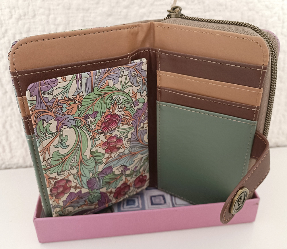 Women's Sweet Candy Pink Lovely little princess Purse, - Image 7